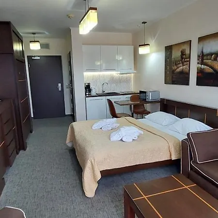 Diva Prywatny Panorama Apartamento *